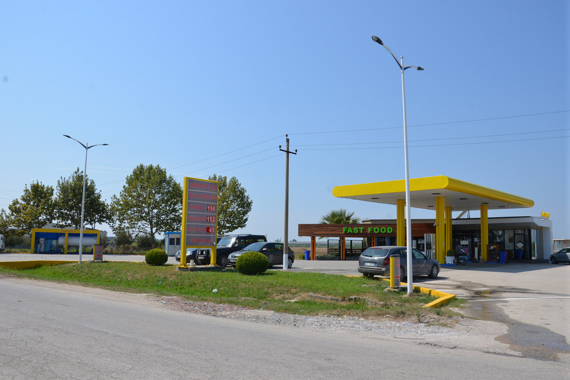 Pika e karburantit Lamçe Petrol